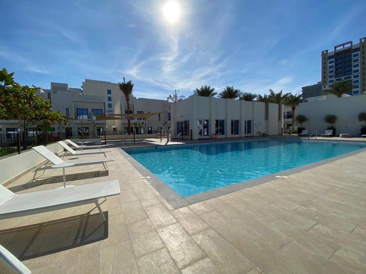 The White Villa Fujairah Exterior photo